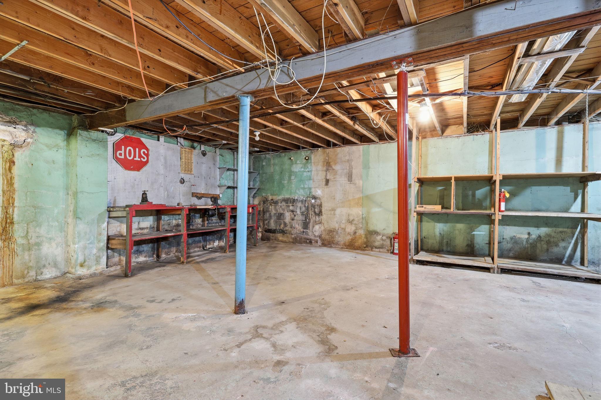 WINDER VIL - Residential