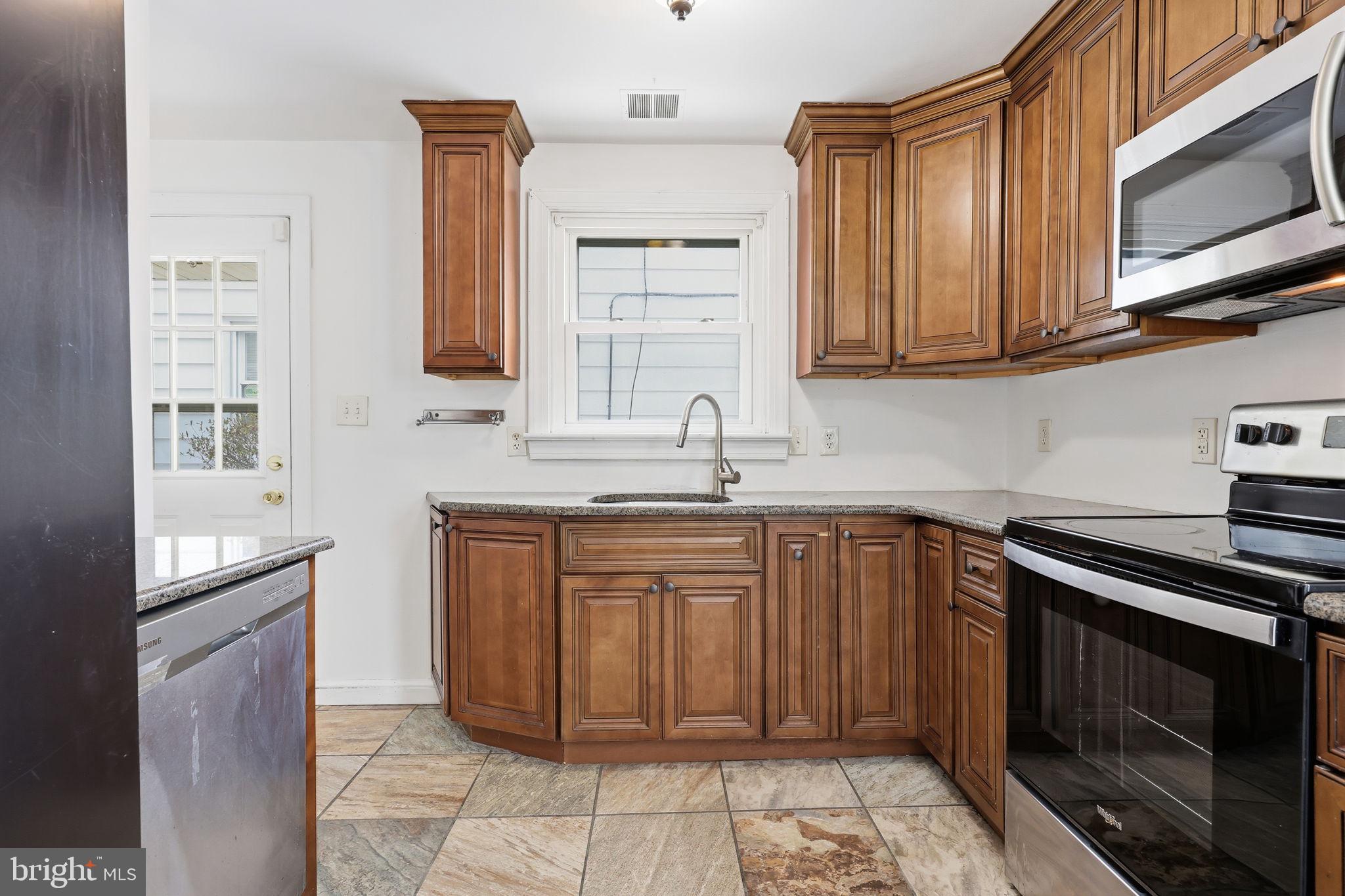 WINDER VIL - Residential