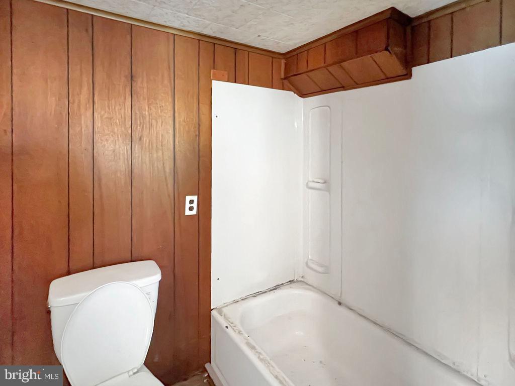 3607 CHESTNUT HILL ROAD