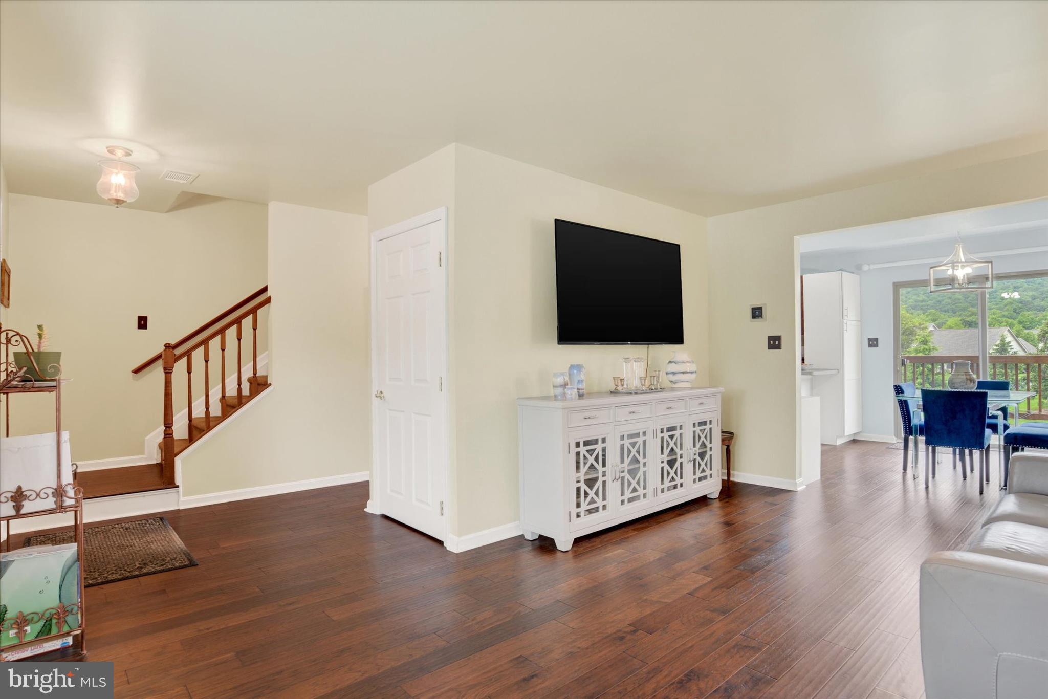 167 HUNTERS RIDGE DRIVE
