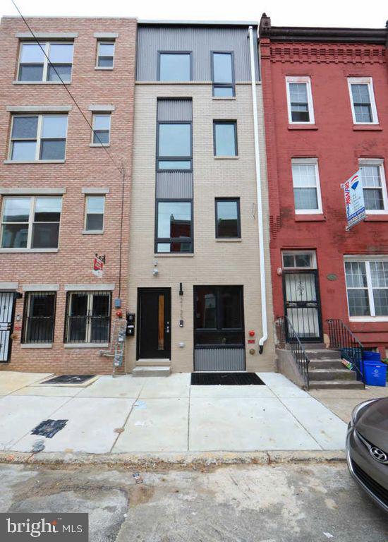 PHILADELPHIA (NORTHWEST) - Residential Lease