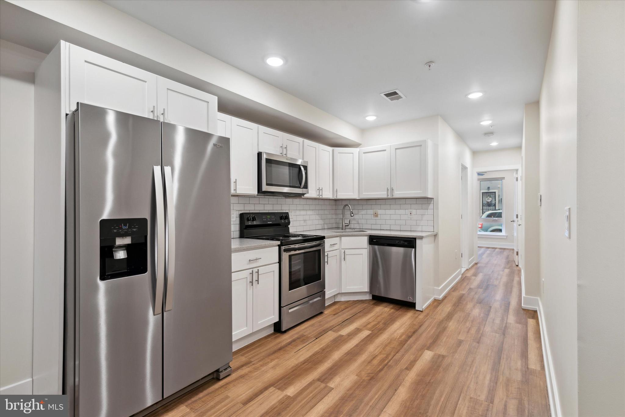 PHILADELPHIA (NORTHWEST) - Residential Lease