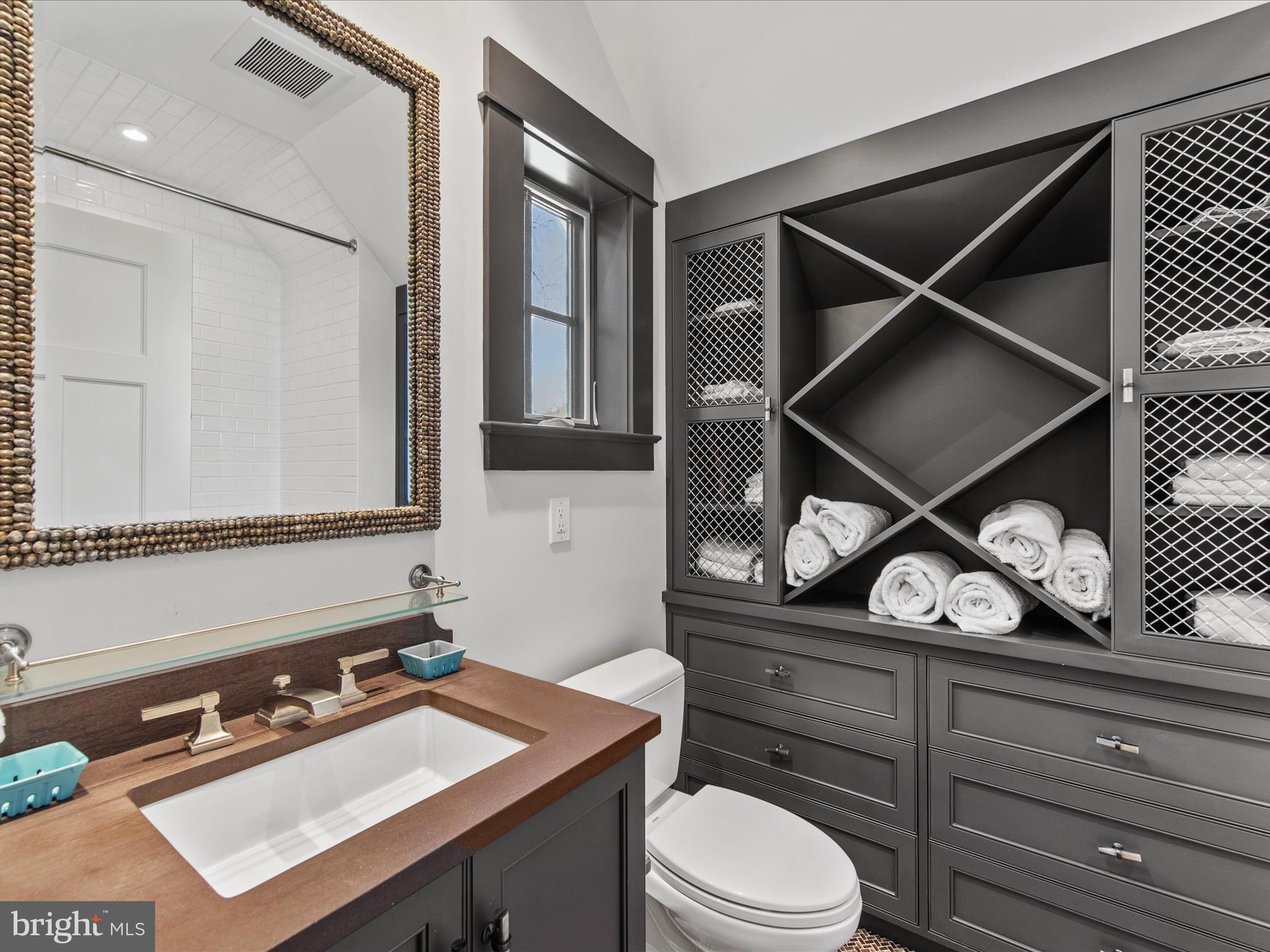 EASTON - Residential