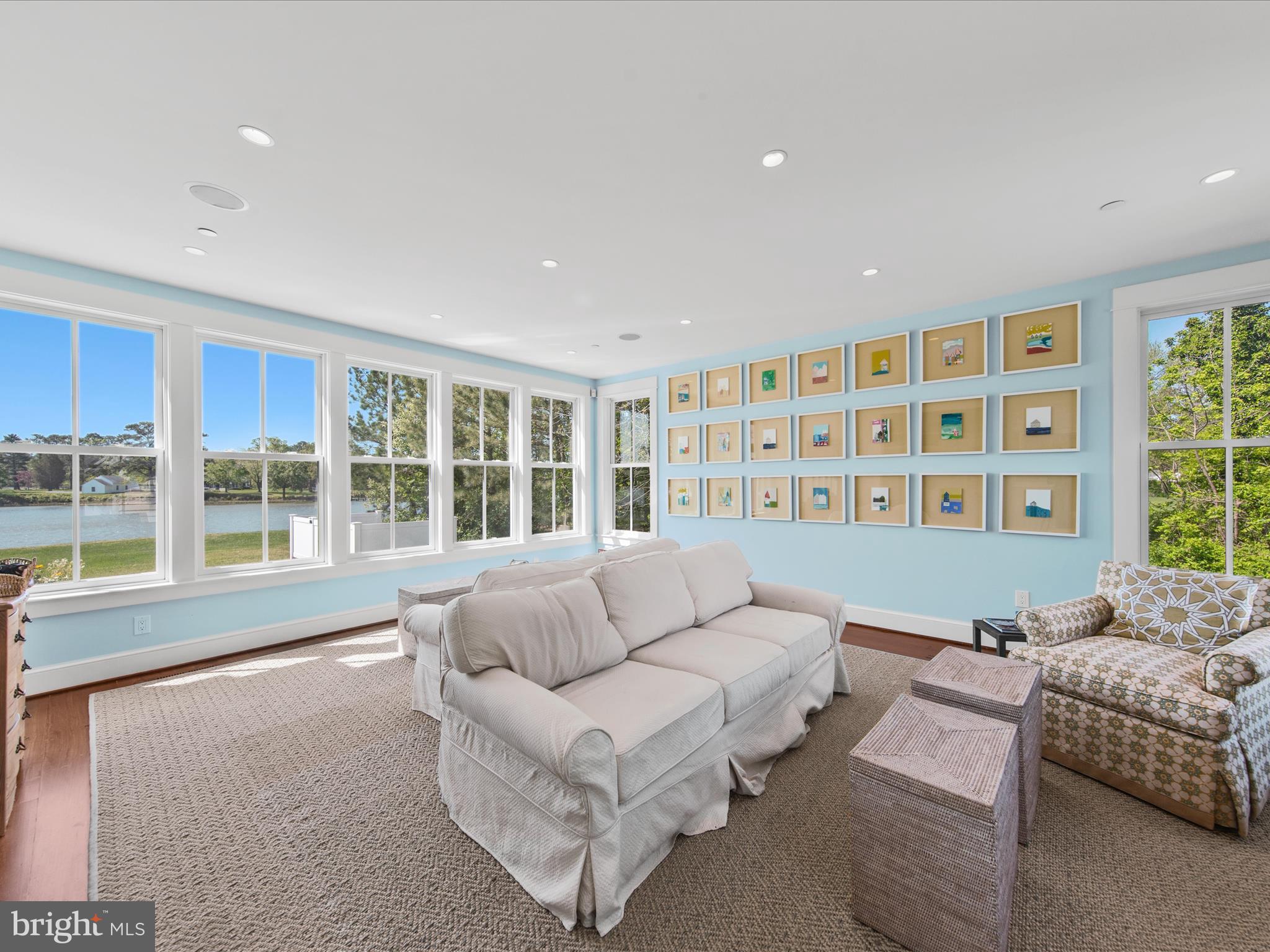 EASTON - Residential