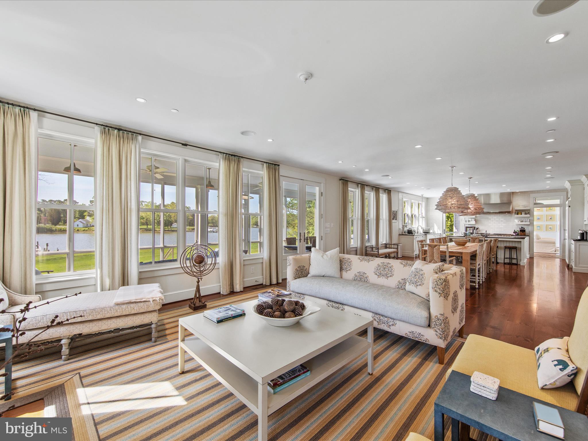 EASTON - Residential