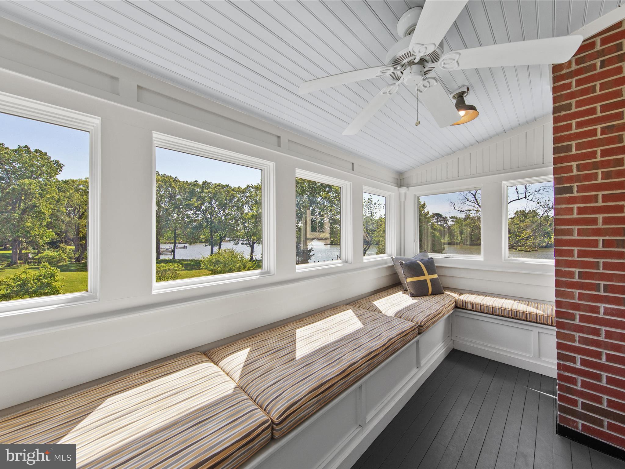 EASTON - Residential