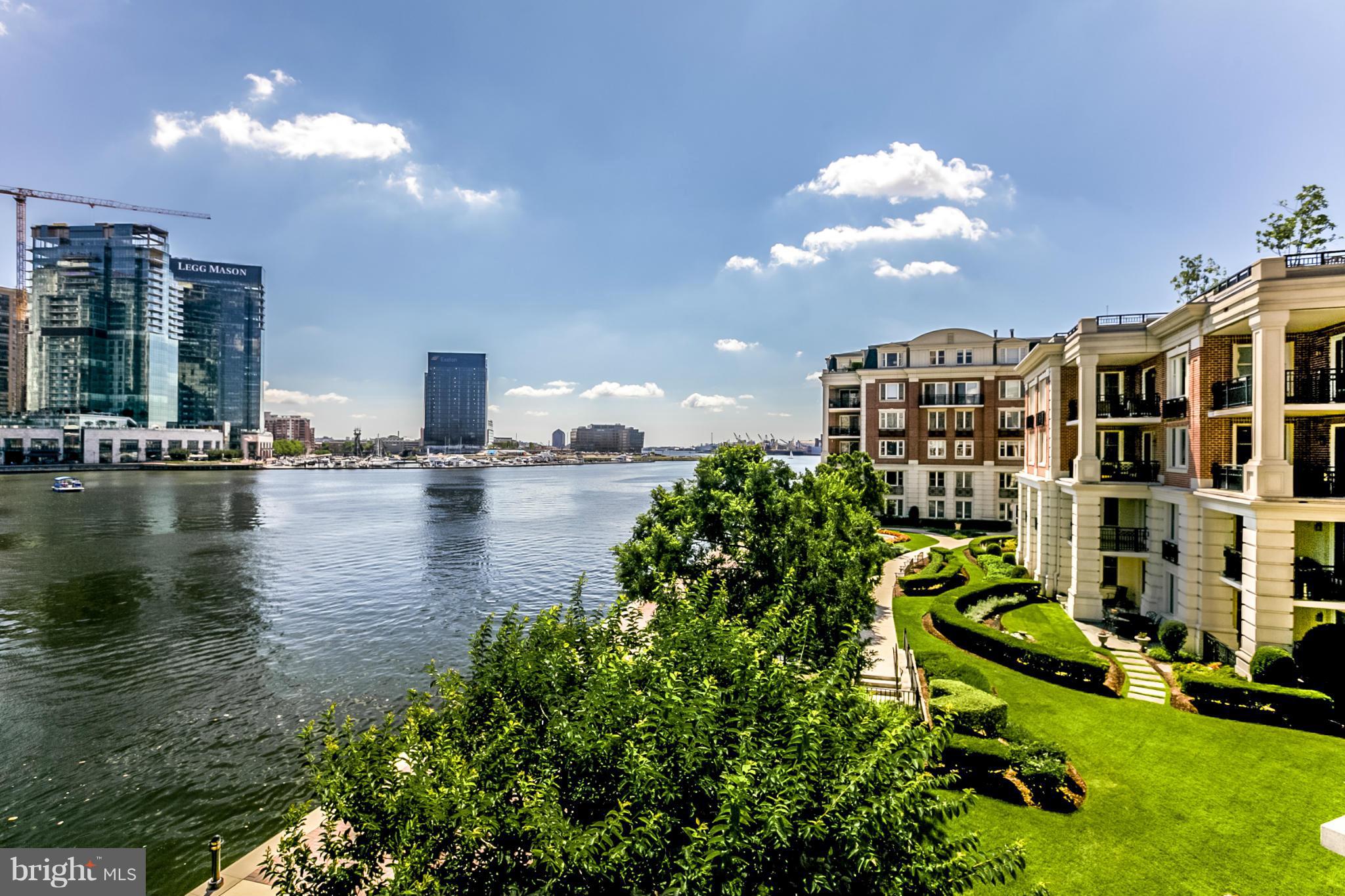 THE RITZ-CARLTON RESIDENCES - Residential