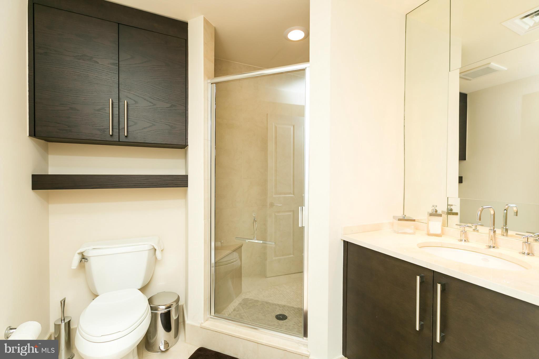 THE RITZ-CARLTON RESIDENCES - Residential