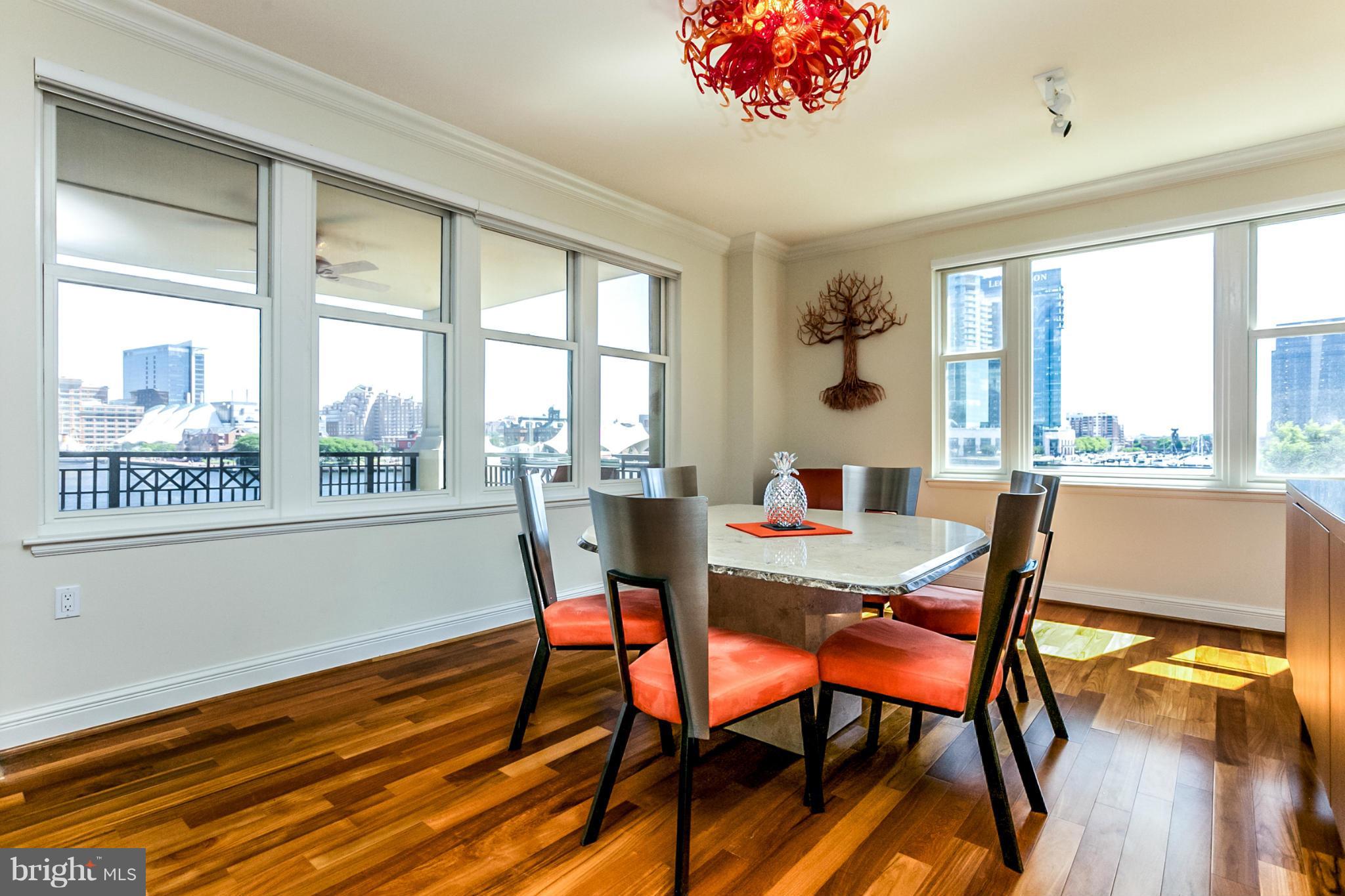 THE RITZ-CARLTON RESIDENCES - Residential