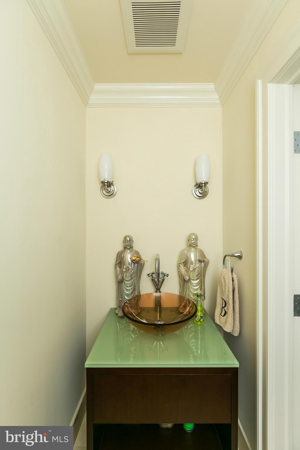 THE RITZ-CARLTON RESIDENCES - Residential