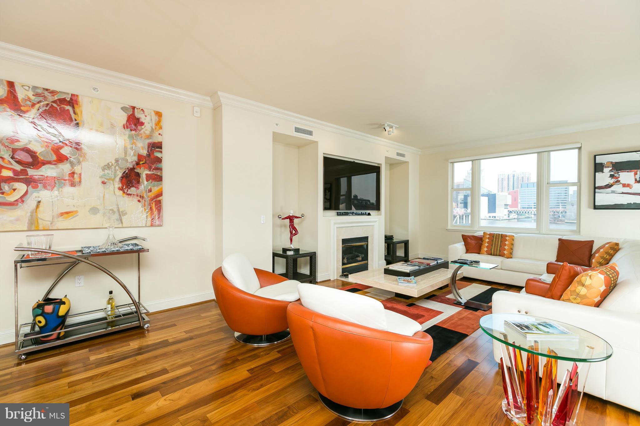 THE RITZ-CARLTON RESIDENCES - Residential