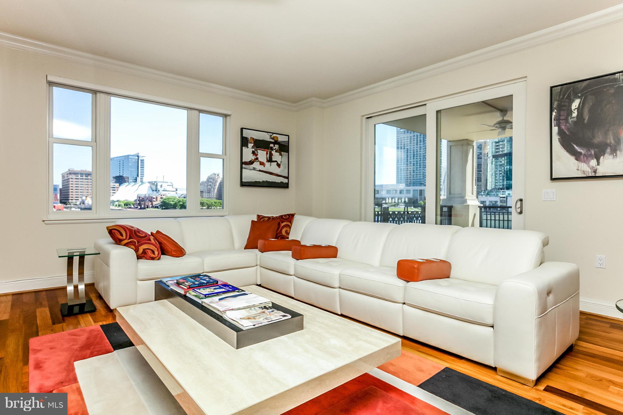 THE RITZ-CARLTON RESIDENCES - Residential