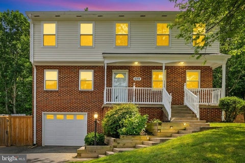 Homes For Sale - 6109 Plainville Lane<br/> WOODBRIDGE, VA 22193