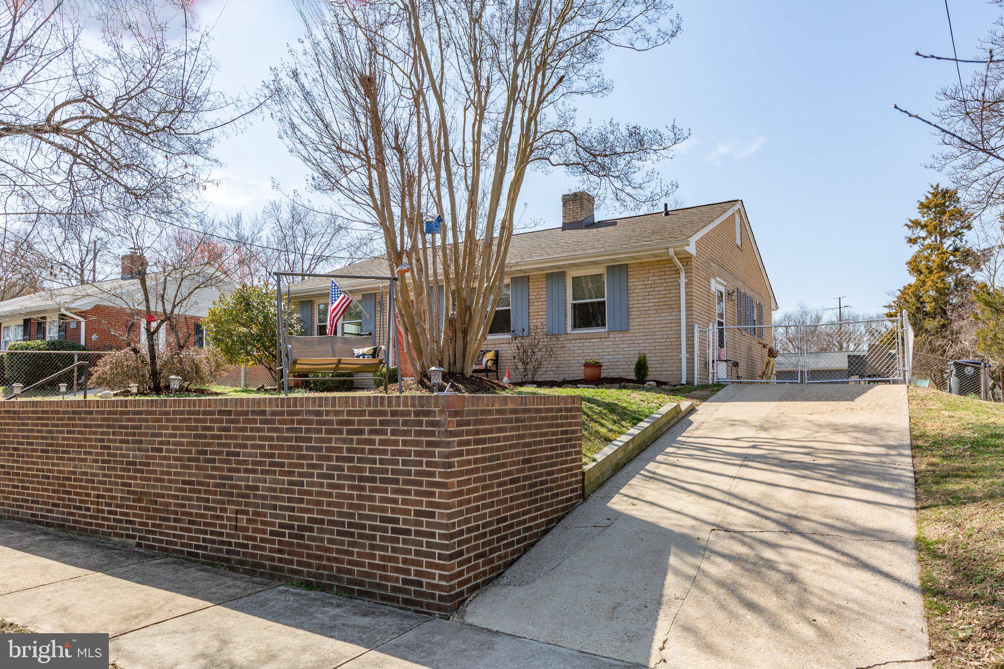 NORMANDY VILLAGE - Residential