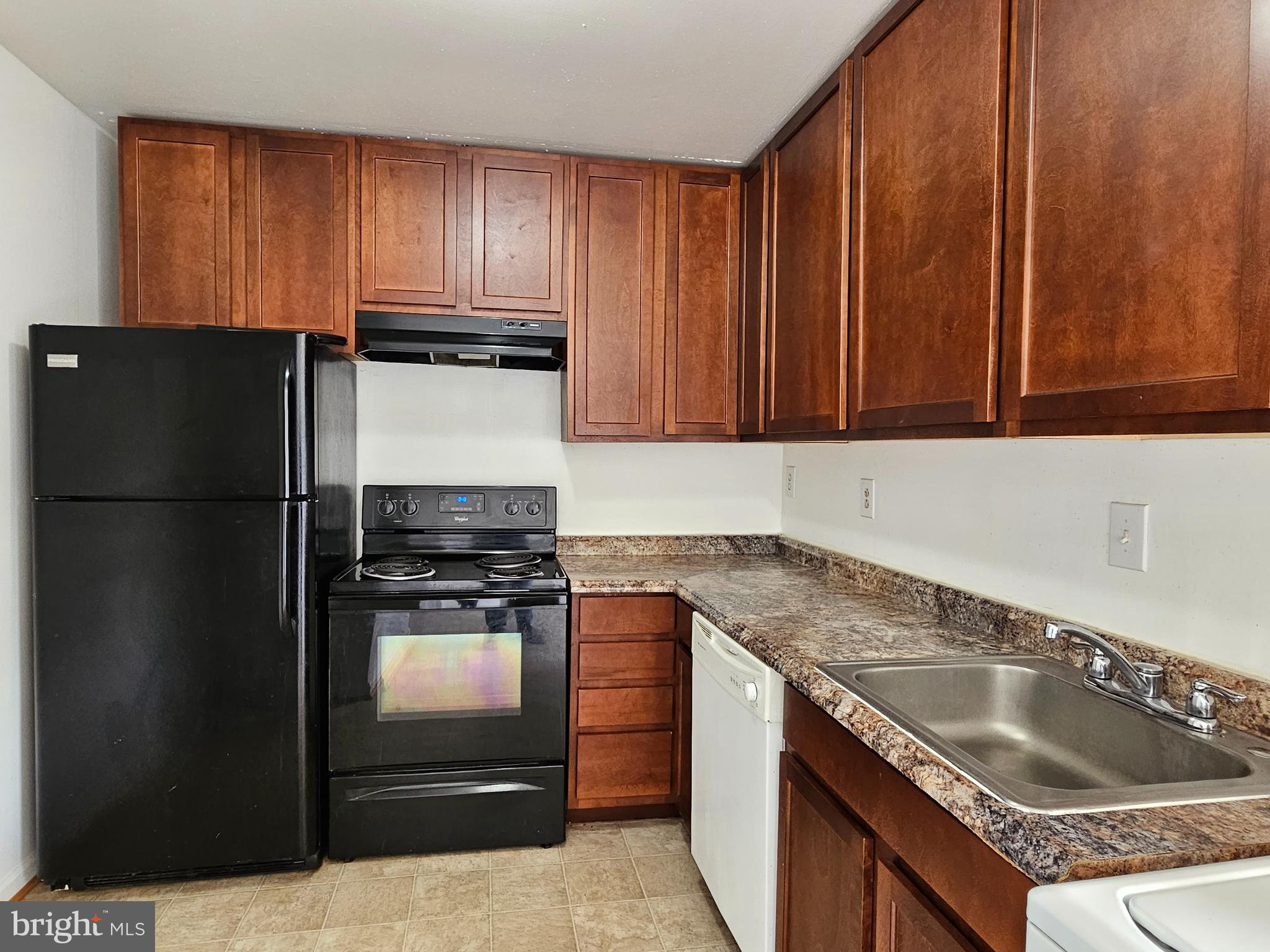 BRAGG HILL TOWNHOUSES - Residential Lease