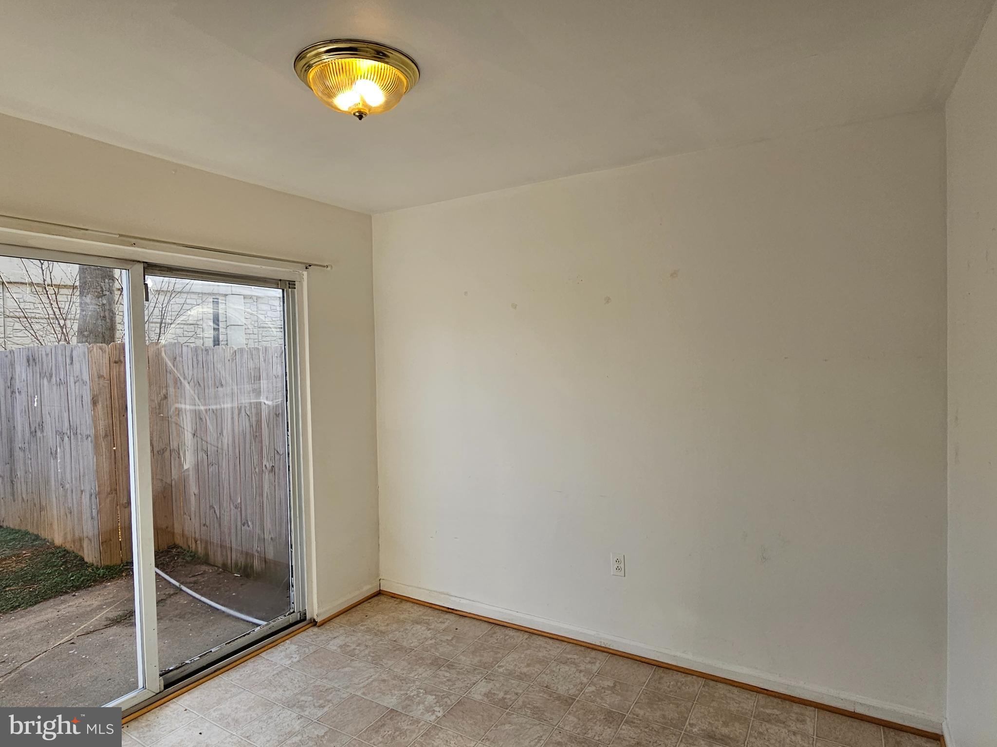 BRAGG HILL TOWNHOUSES - Residential Lease