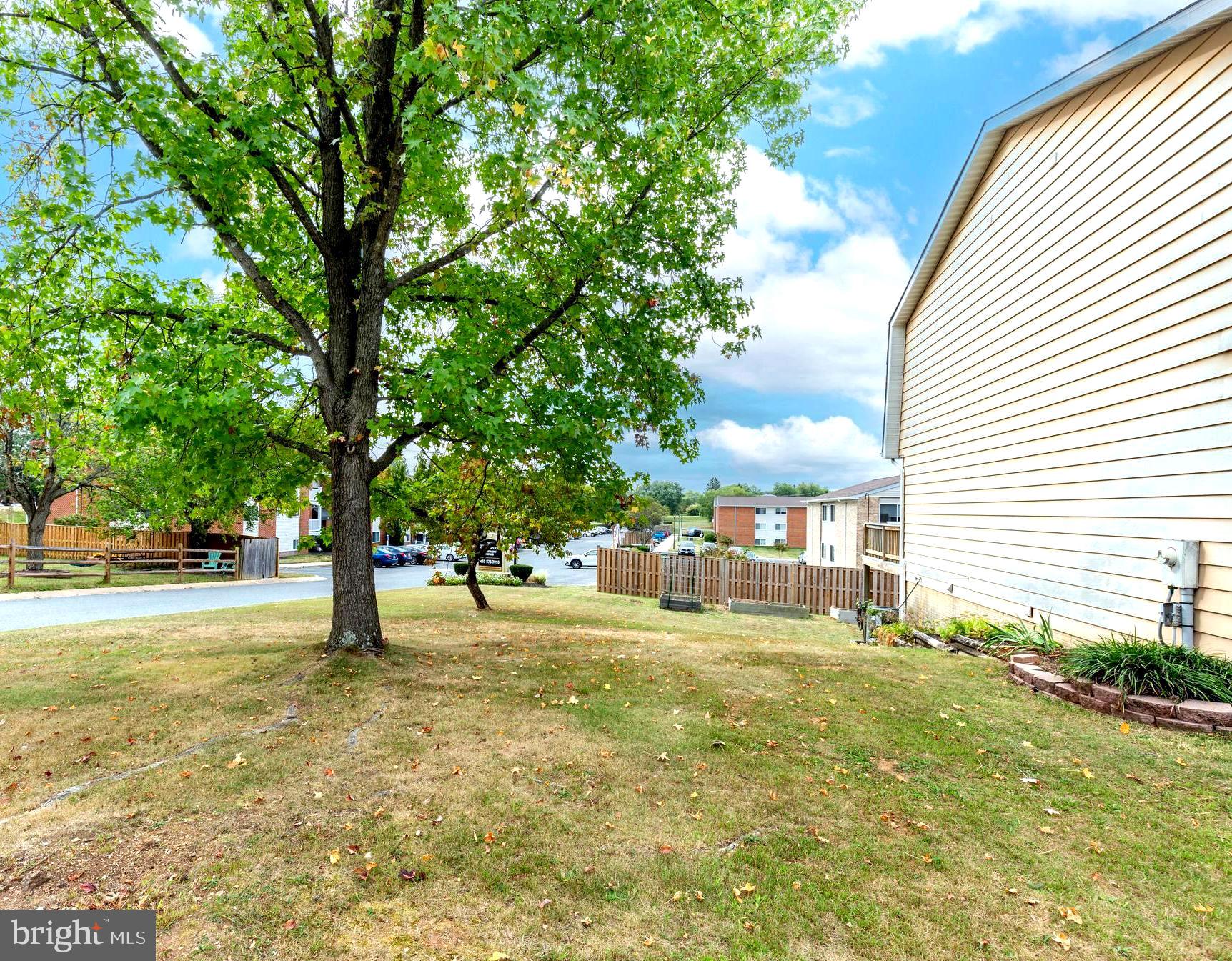 WASHINGTON CENTER - Residential