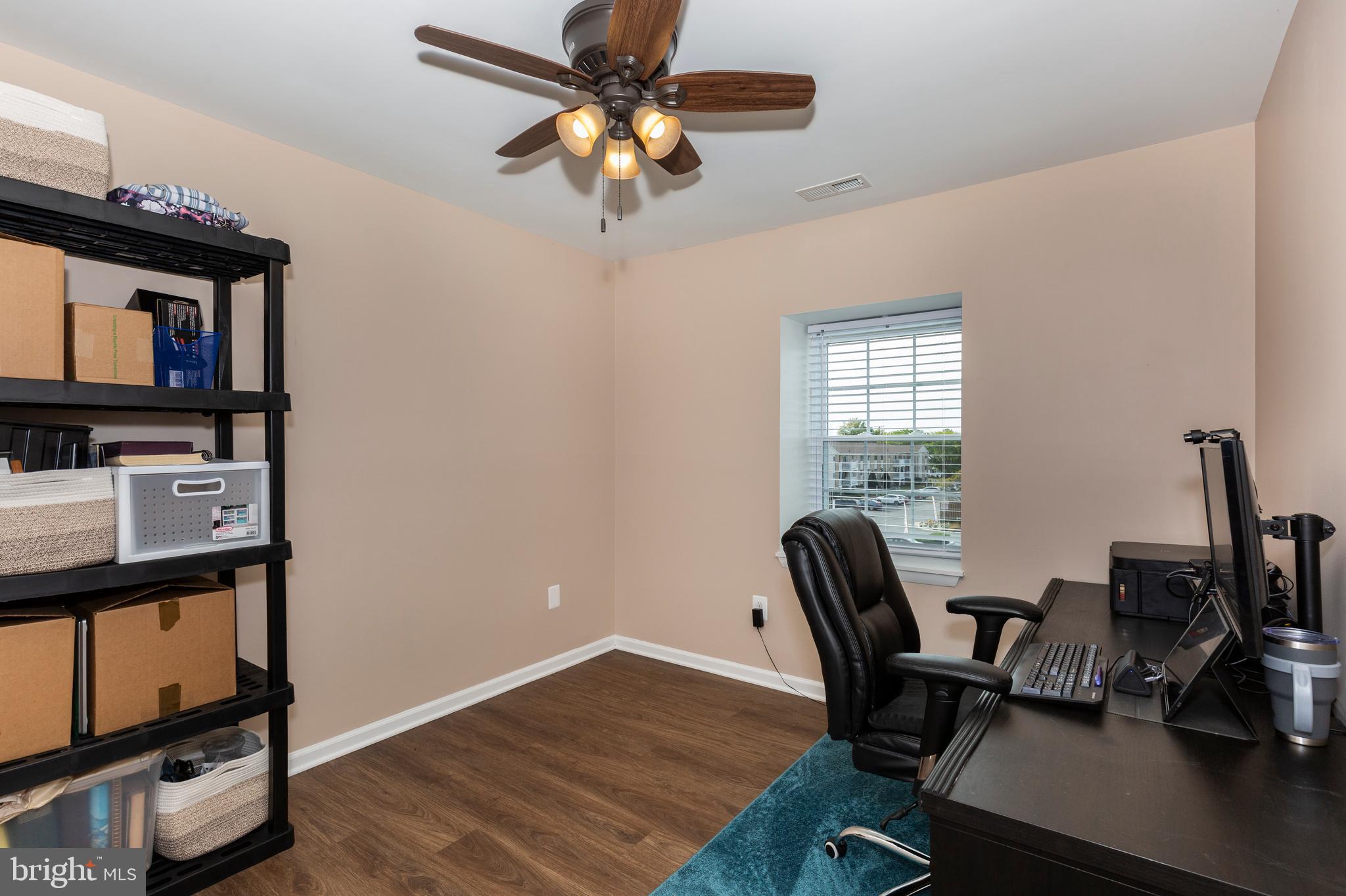 WASHINGTON CENTER - Residential