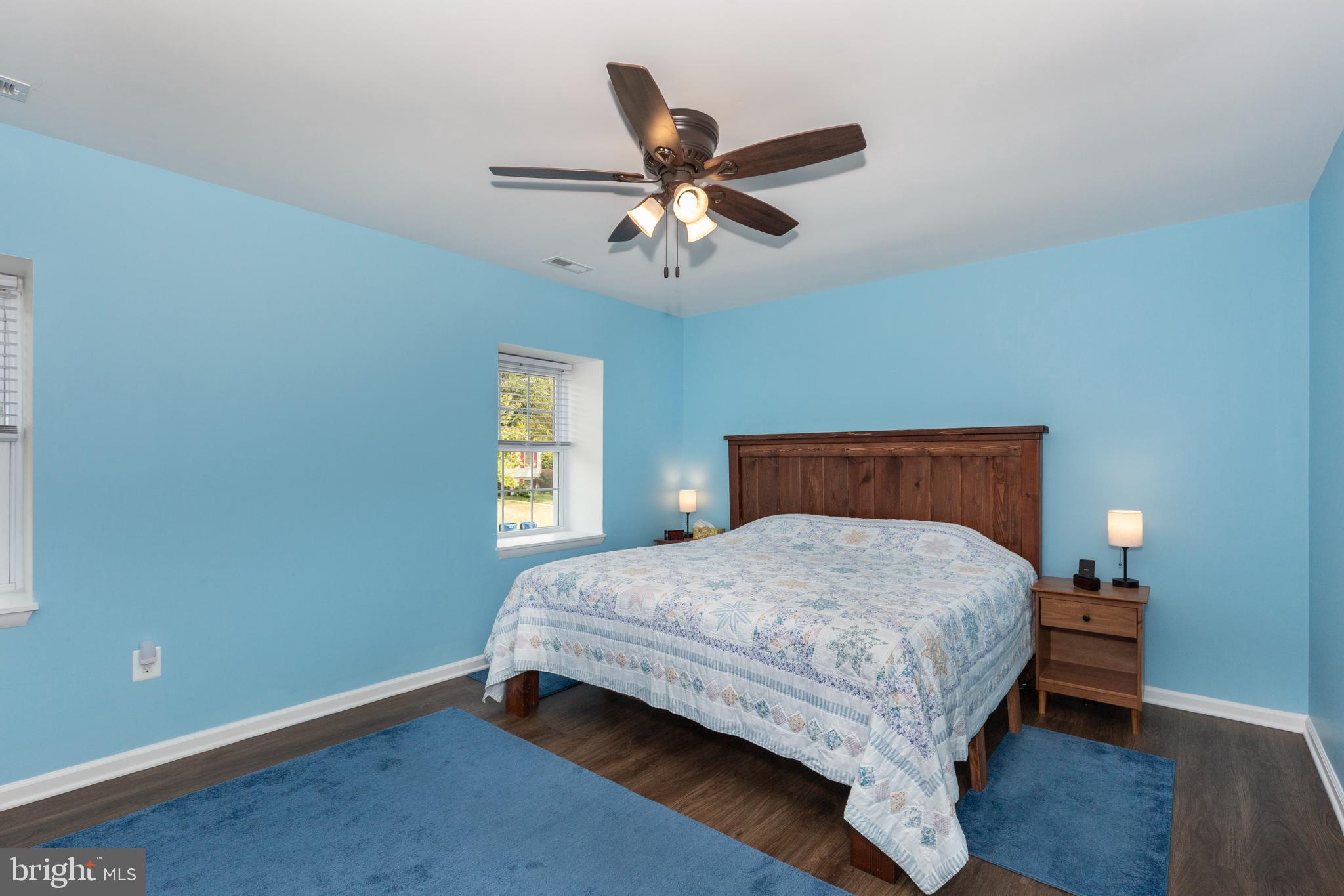 WASHINGTON CENTER - Residential