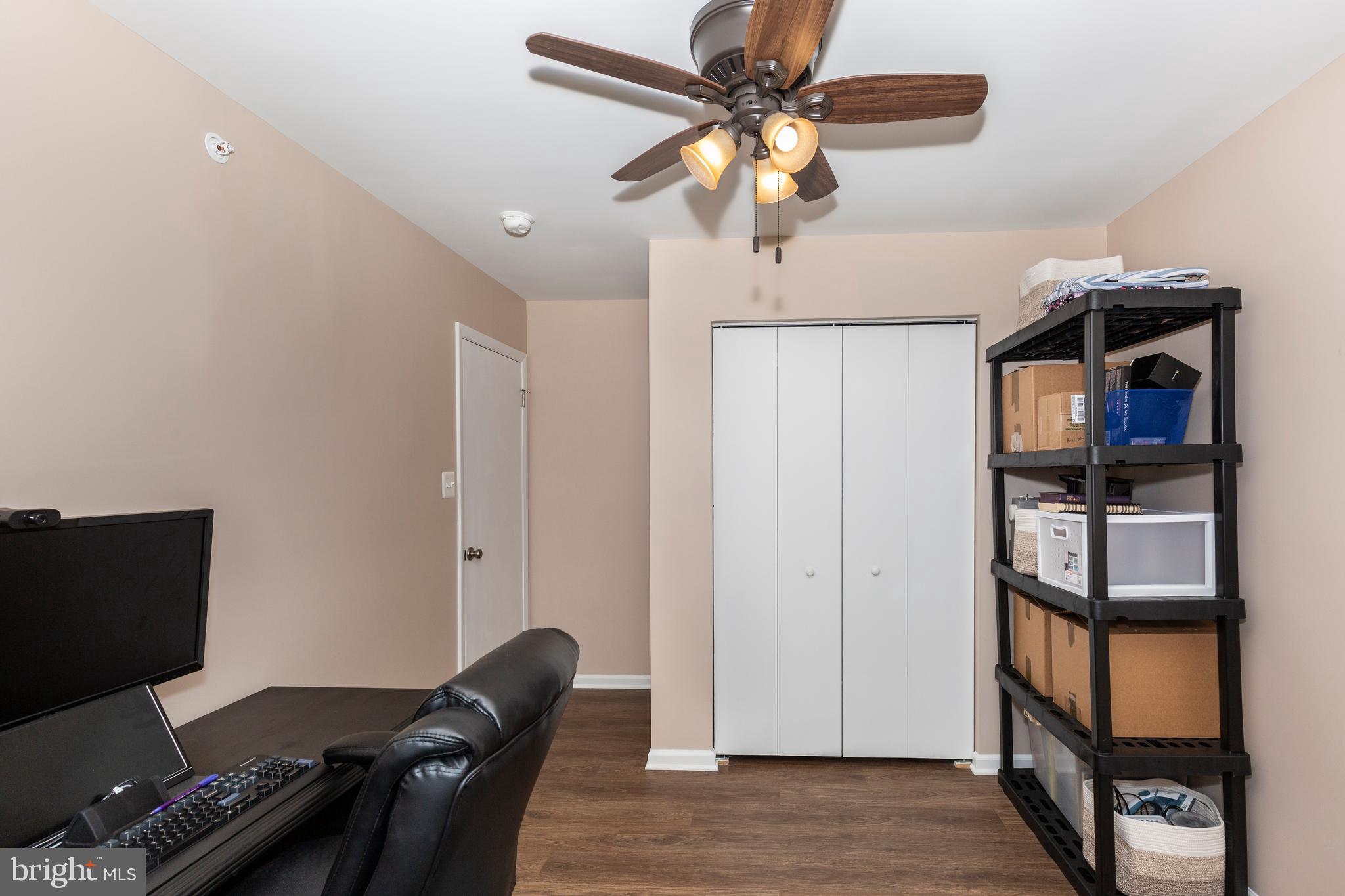 WASHINGTON CENTER - Residential