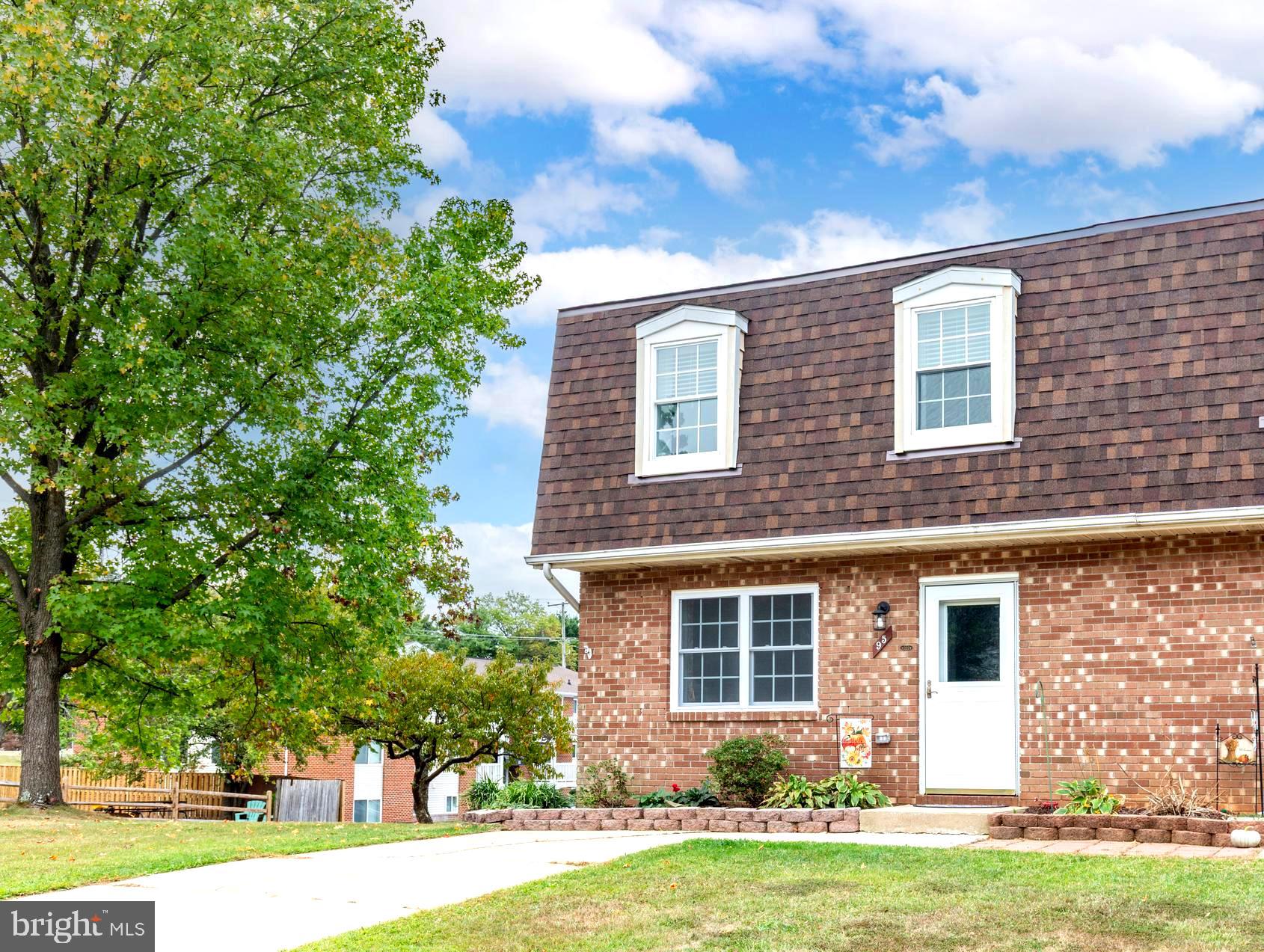 WASHINGTON CENTER - Residential