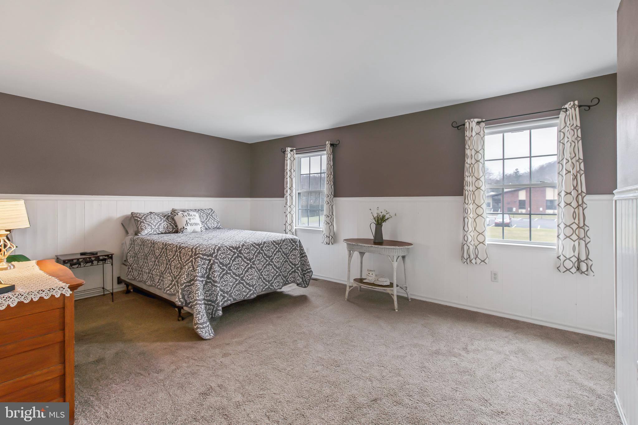 FURNACE KNOLL - Residential