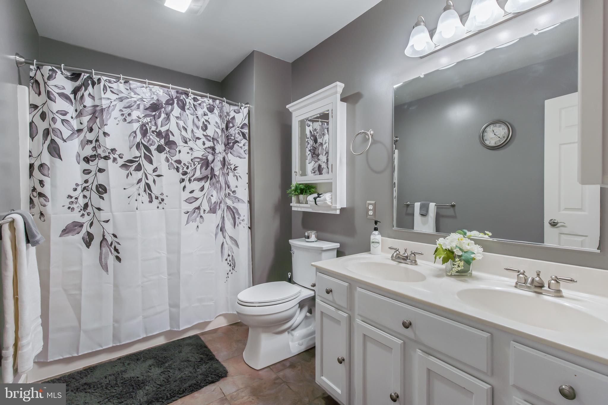 FURNACE KNOLL - Residential