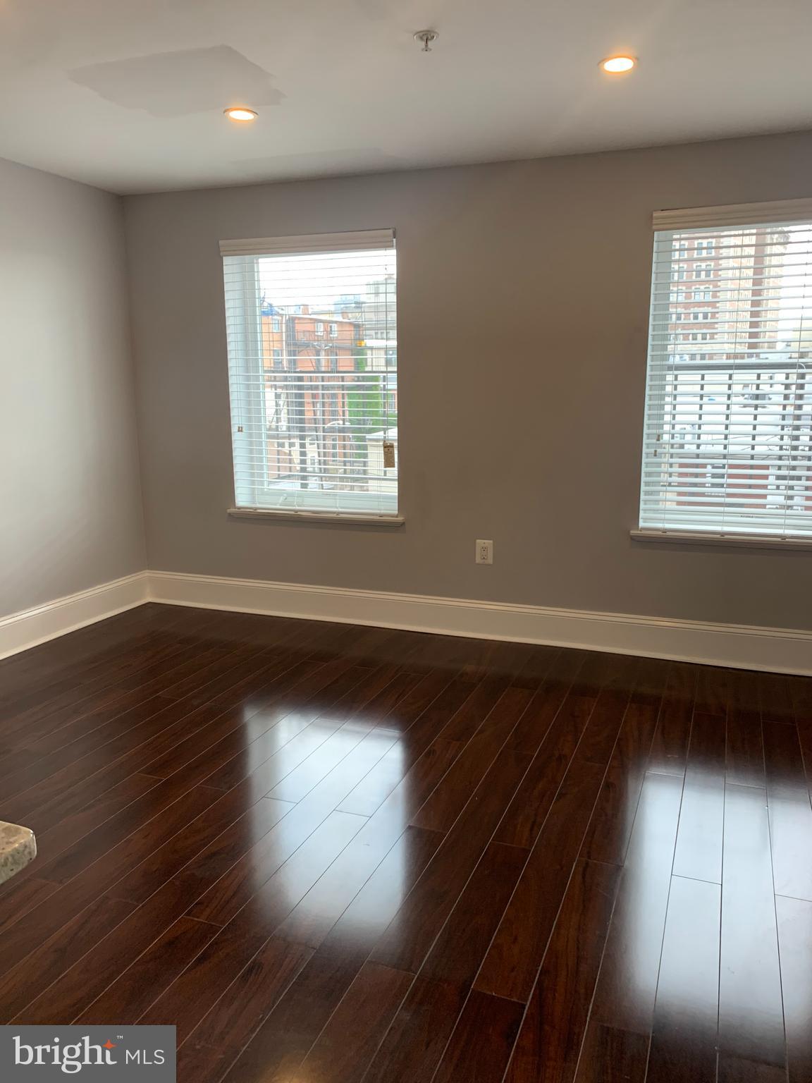 MOUNT VERNON PLACE HISTORIC DISTRICT - Residential Lease