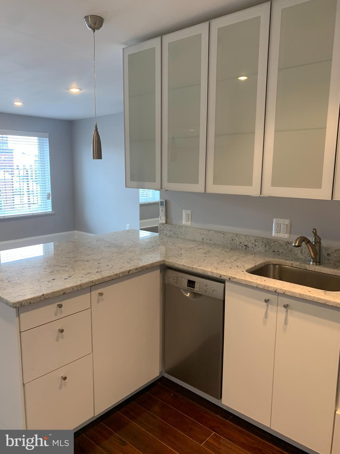 MOUNT VERNON PLACE HISTORIC DISTRICT - Residential Lease