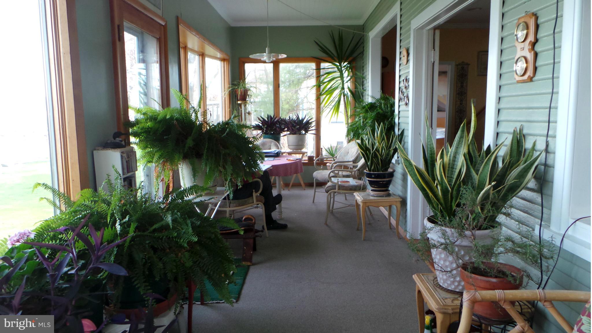 ROCKAWAY BEACH - Residential