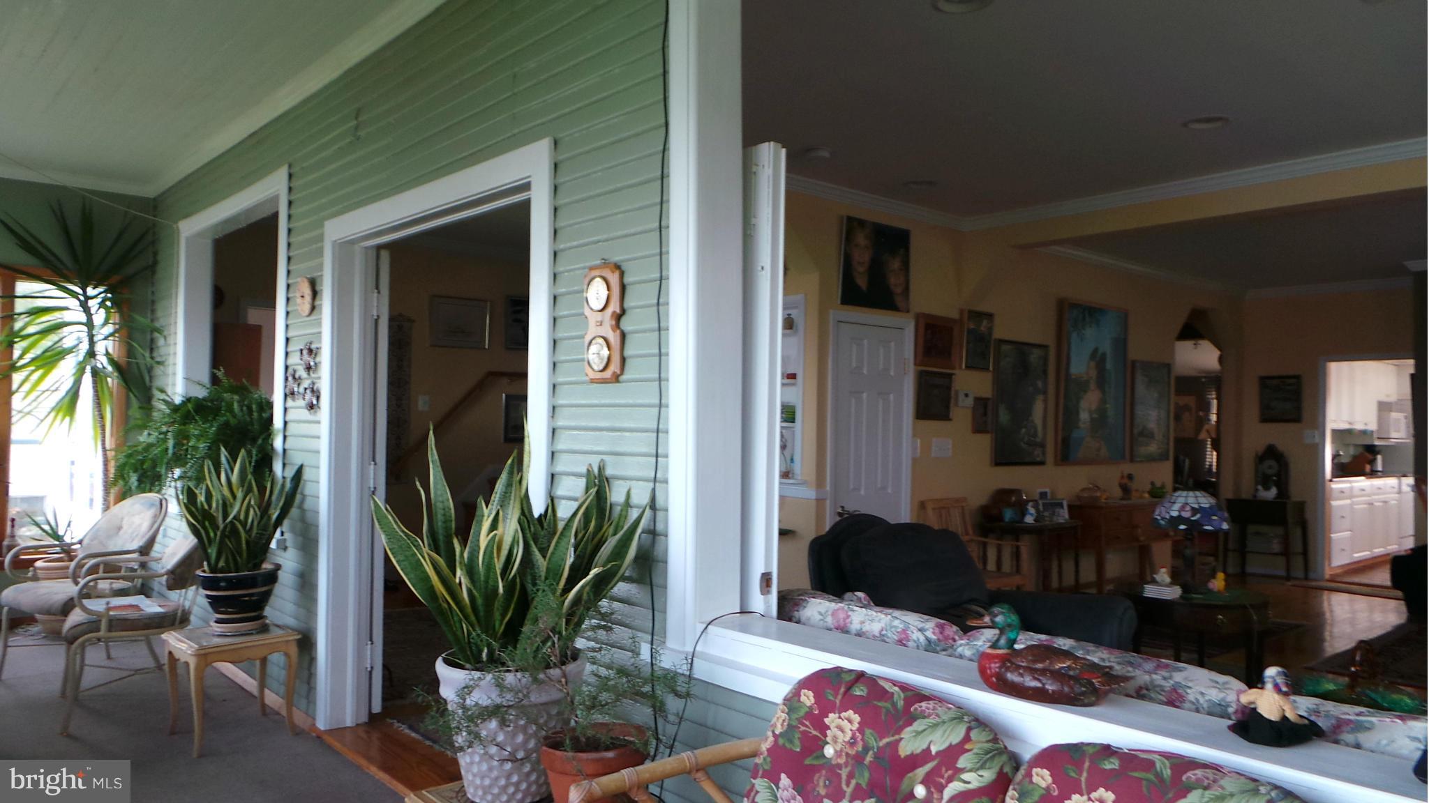 ROCKAWAY BEACH - Residential