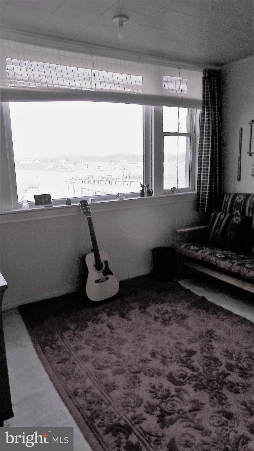 ROCKAWAY BEACH - Residential