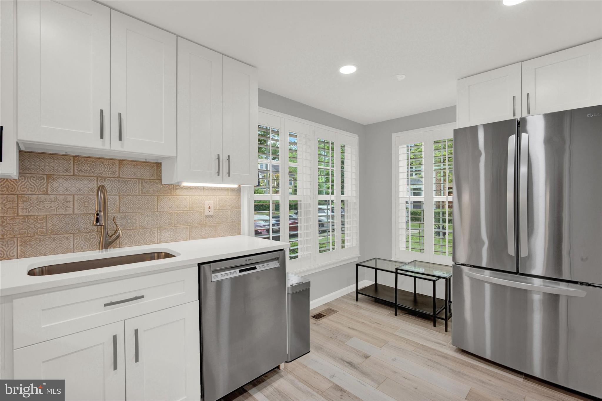 SUFFOLK PLACE - Residential