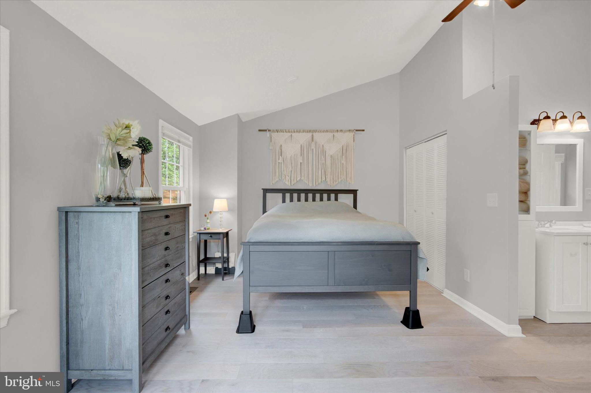 SUFFOLK PLACE - Residential