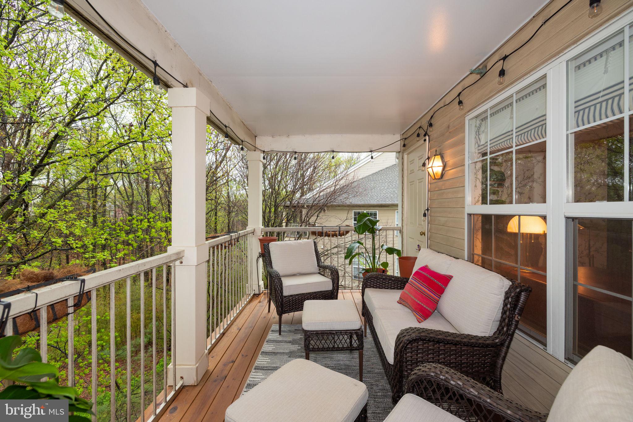 ISLAND CREEK - Residential Lease