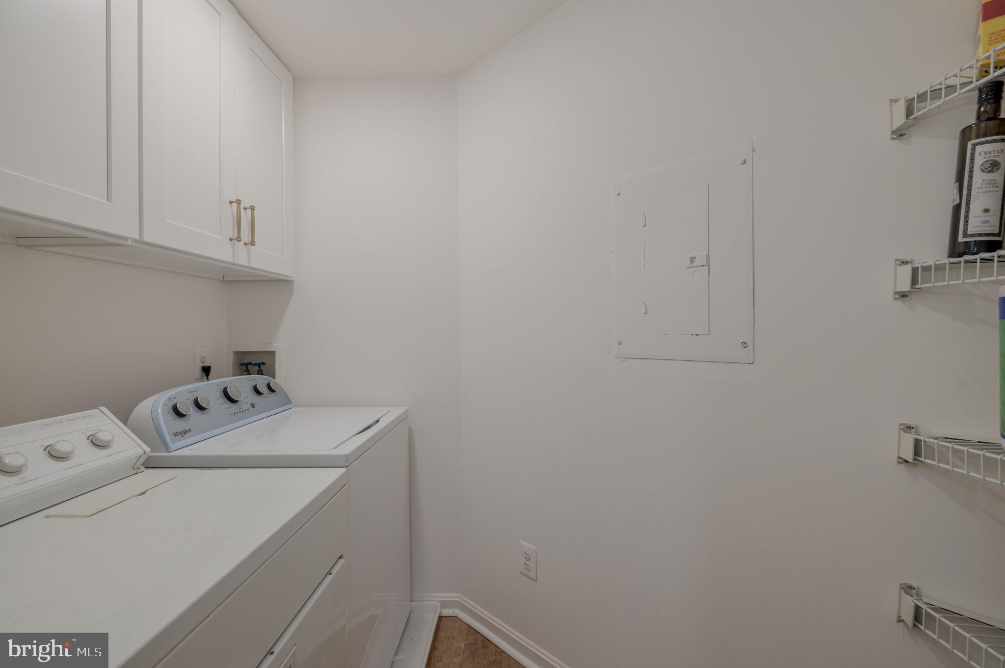 ISLAND CREEK - Residential Lease