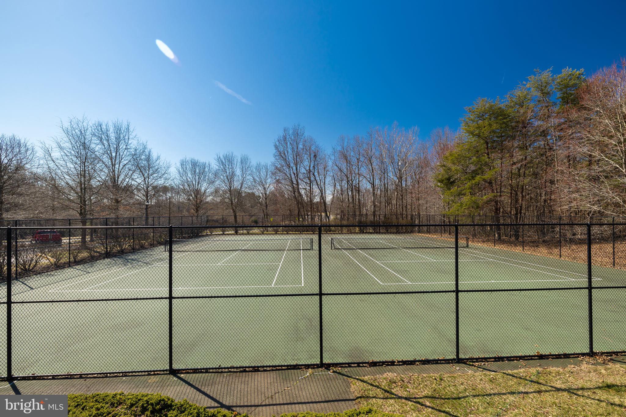 ISLAND CREEK - Residential Lease