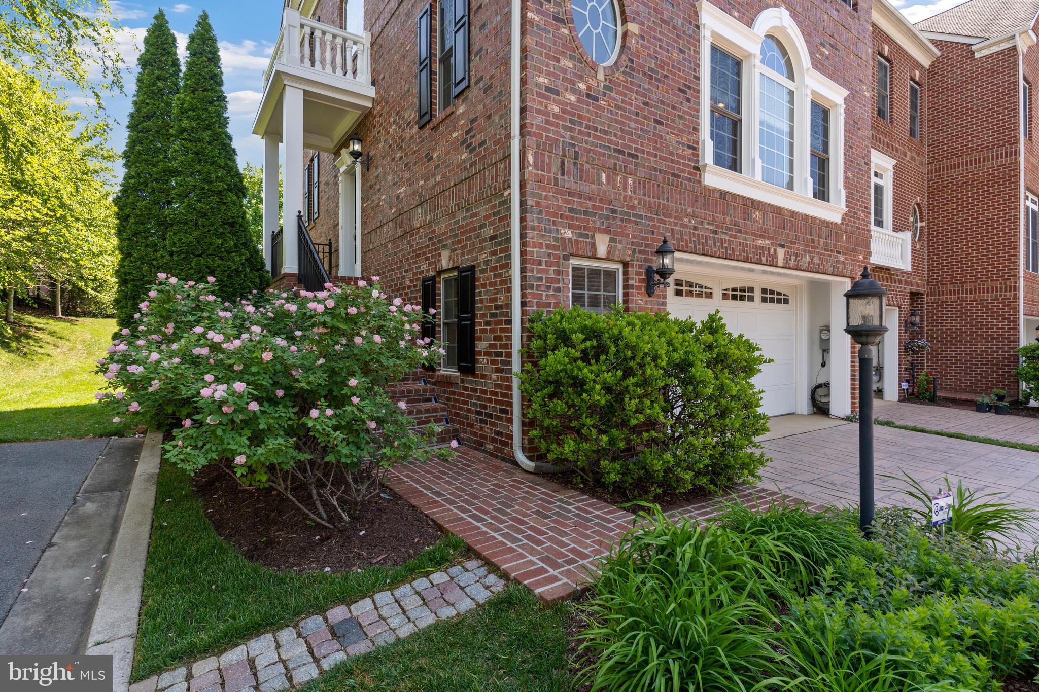 THE VINEYARDS OF ANNAPOLIS - Residential