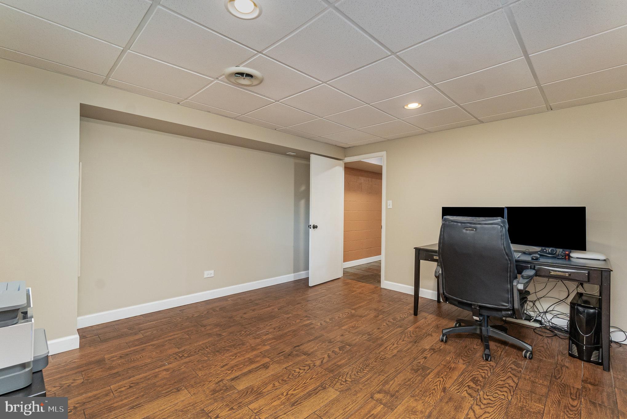 MORGAN PARK - Residential