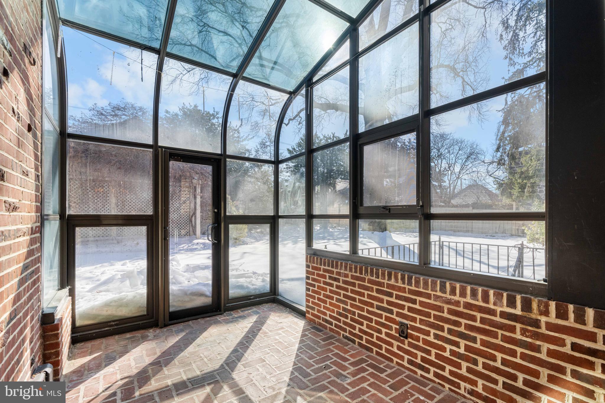 WAWASET PARK - Residential