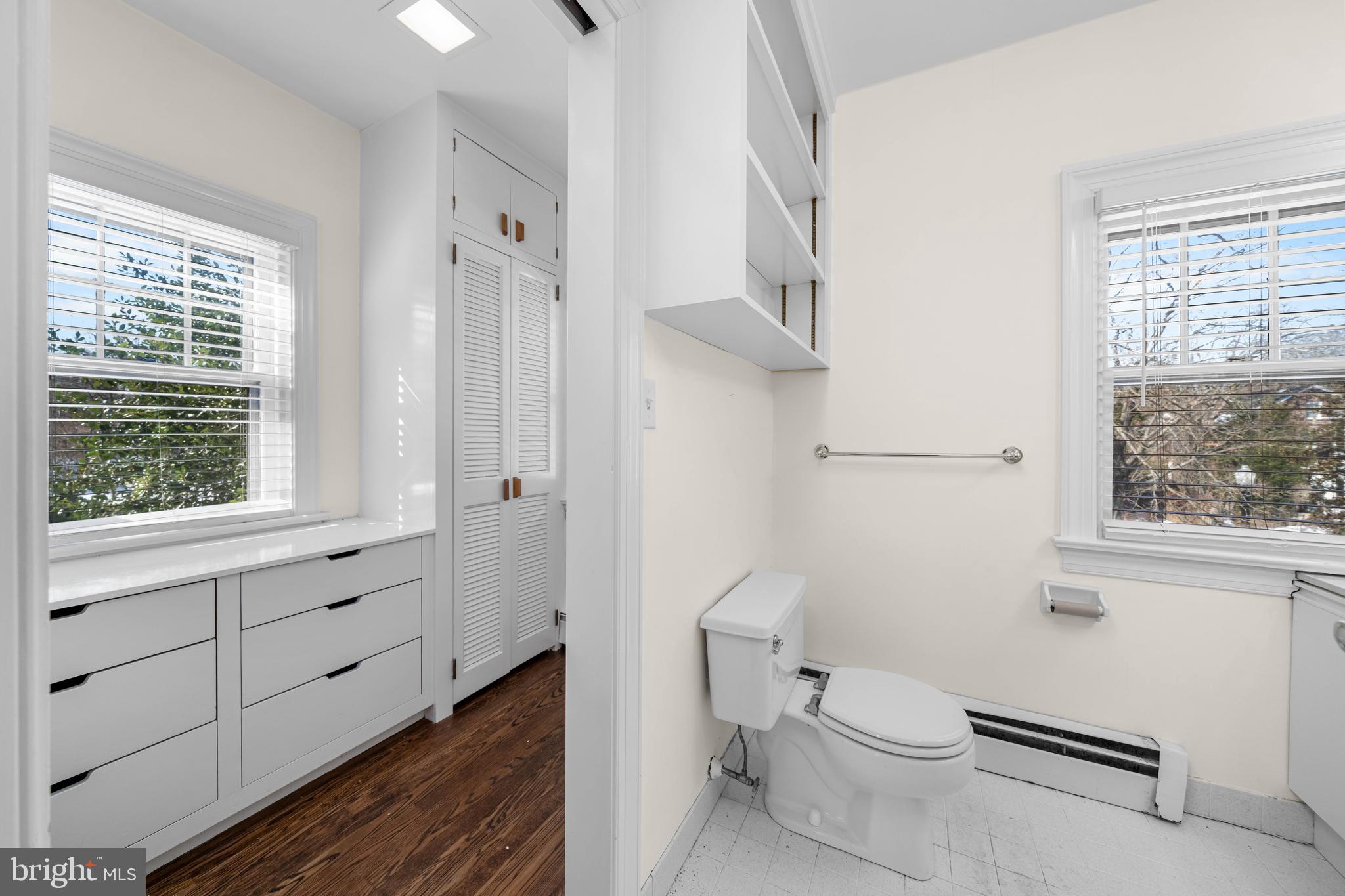 WAWASET PARK - Residential