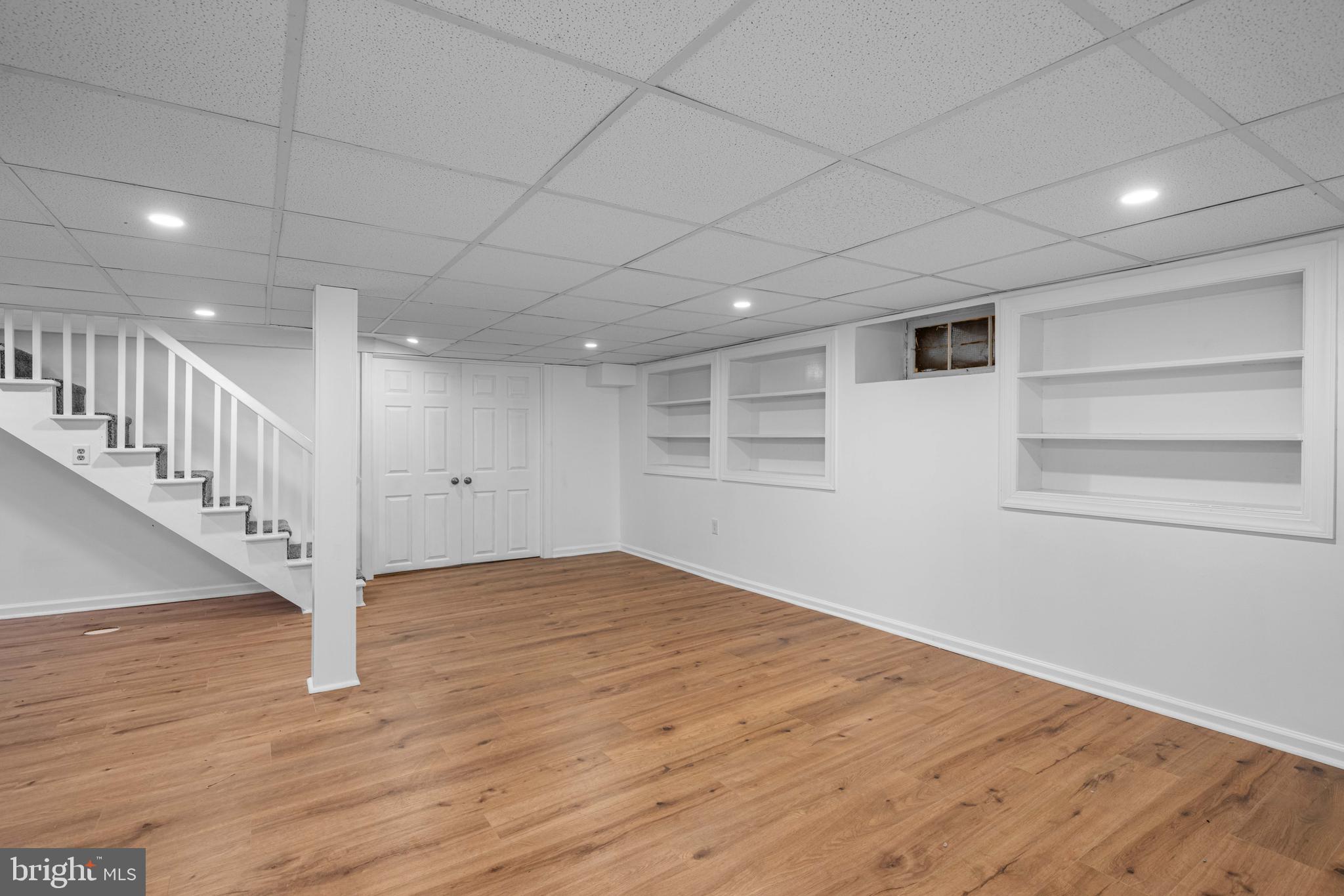 WAWASET PARK - Residential