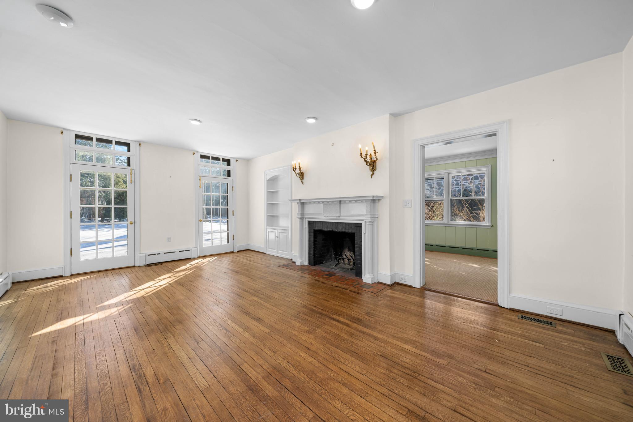 WAWASET PARK - Residential