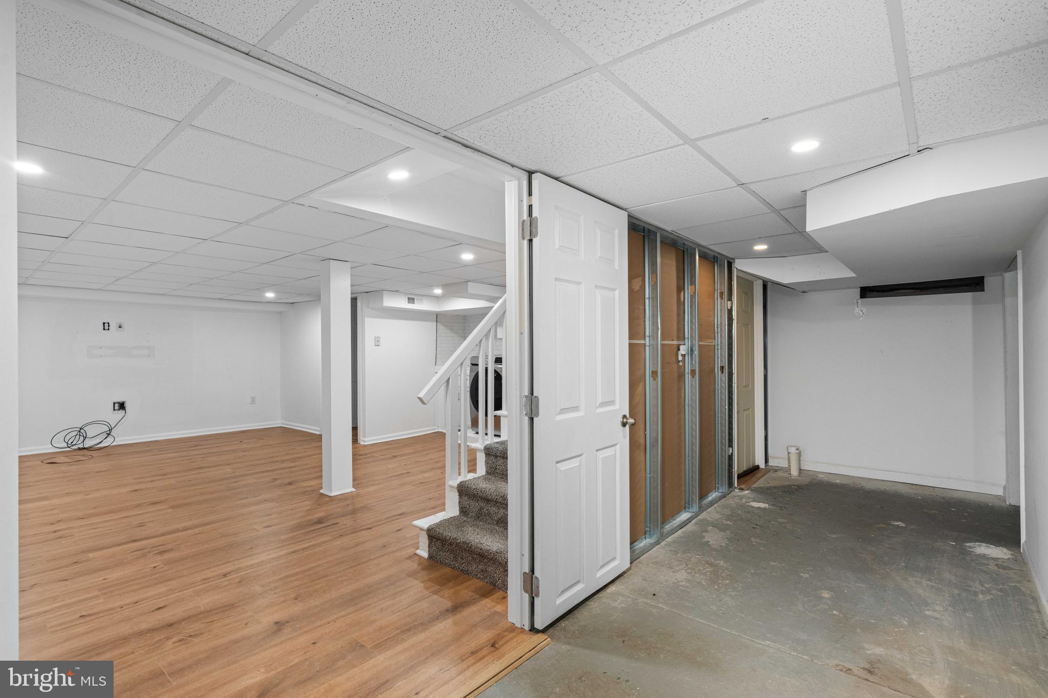 WAWASET PARK - Residential