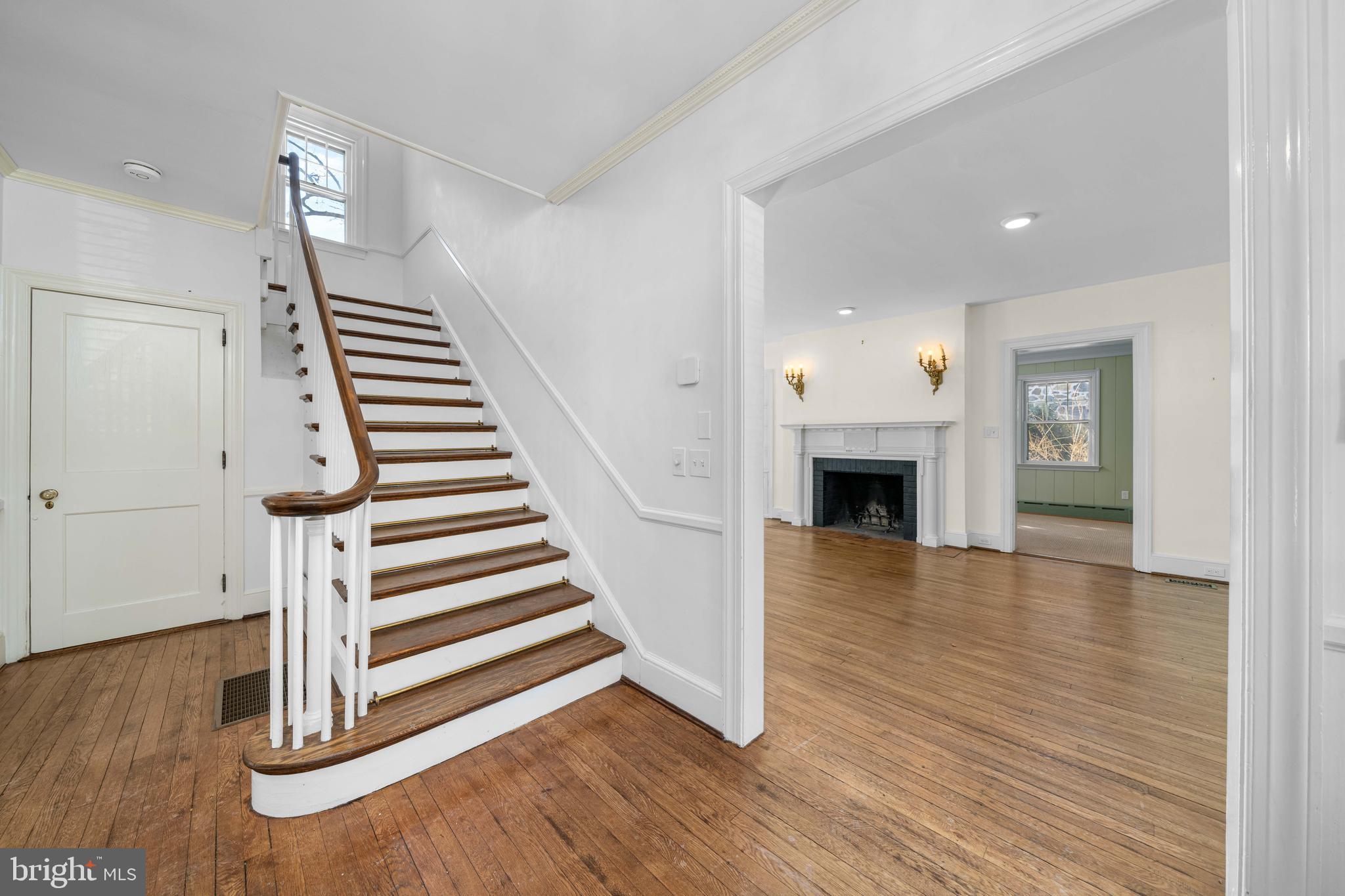 WAWASET PARK - Residential