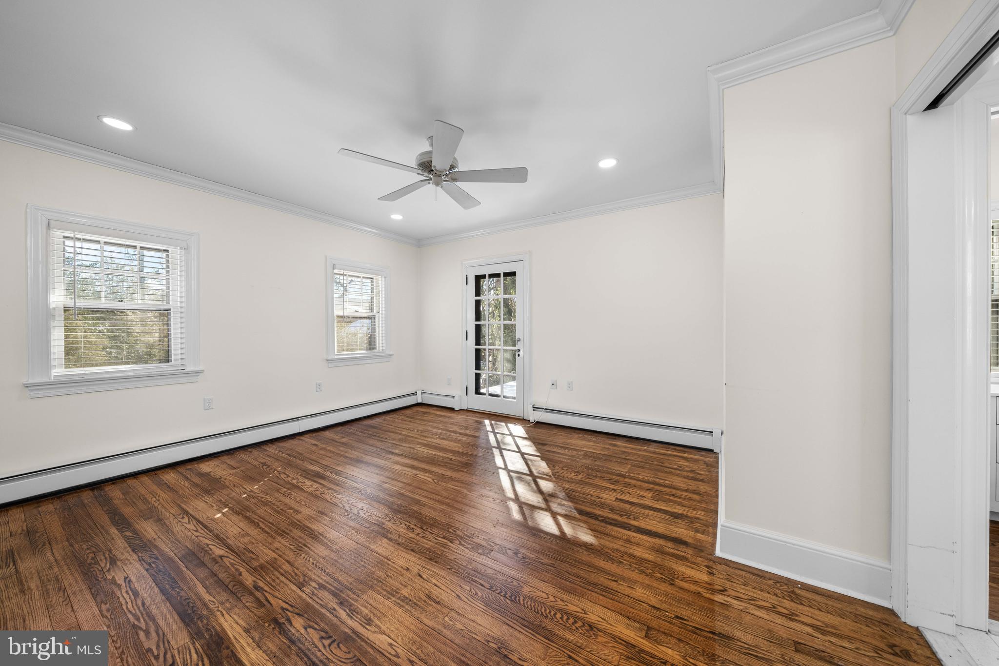 WAWASET PARK - Residential