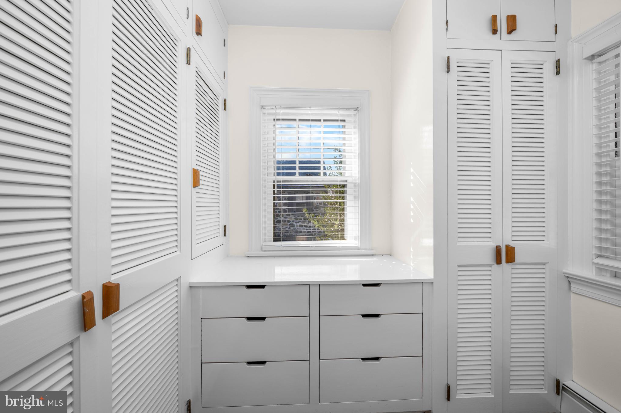 WAWASET PARK - Residential