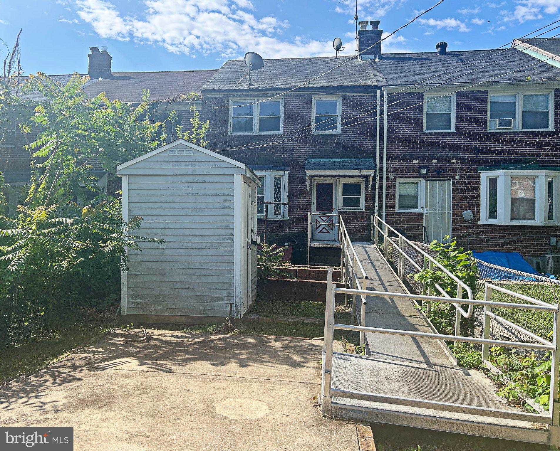 1624 PENTWOOD ROAD