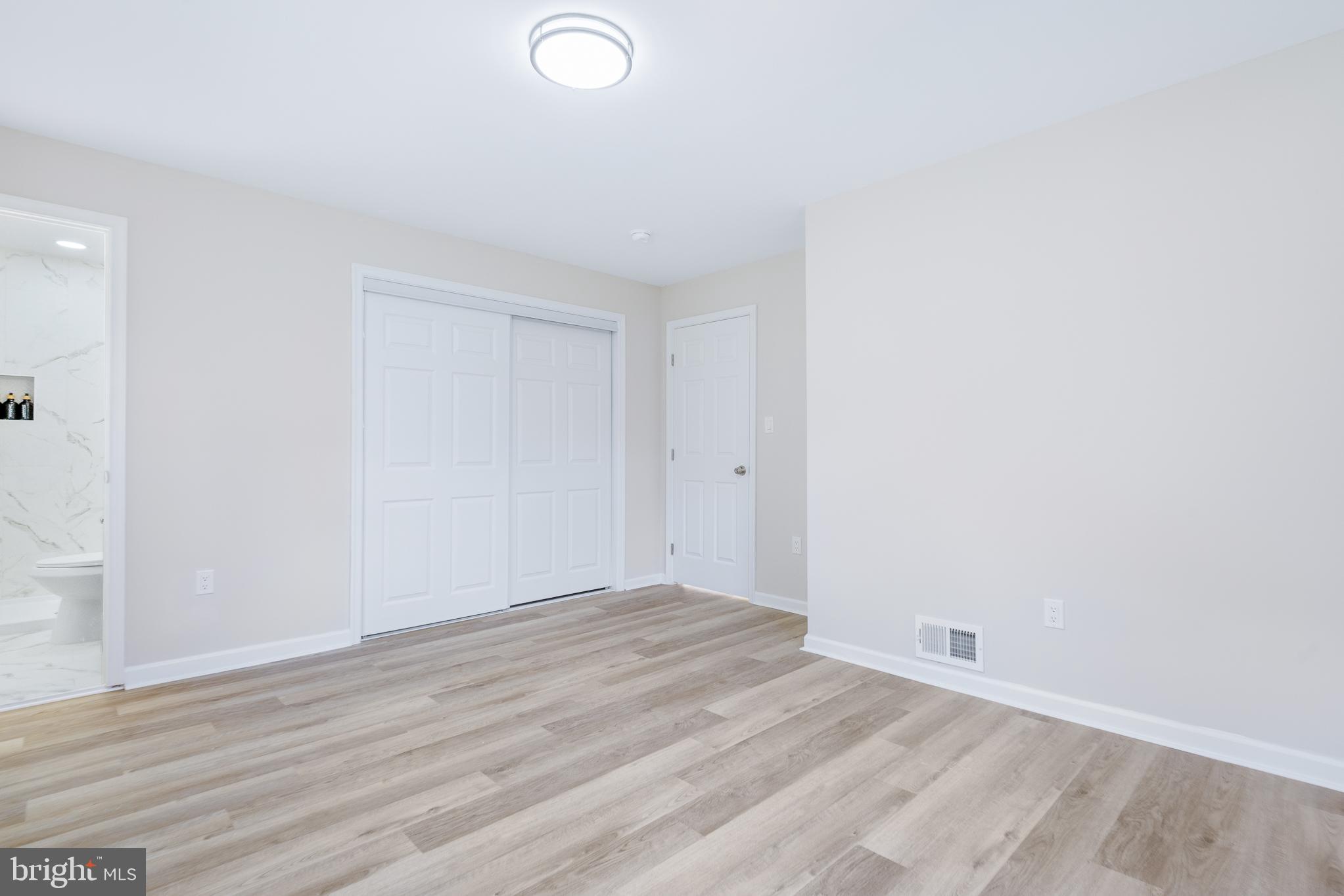 COLUMBIA HIGHLANDS - Residential