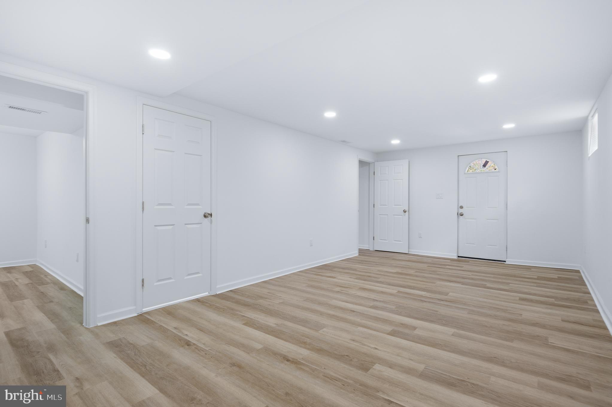 COLUMBIA HIGHLANDS - Residential